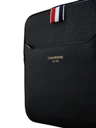 001 BLACK