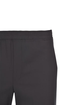 01 BLACK