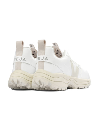 3183 WHITE PIERRE